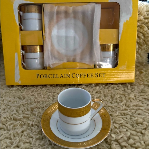 2 sets porcelain Demitasse cup and saucers. Coffee clutch, morning joe, quality - Picture 2 of 7